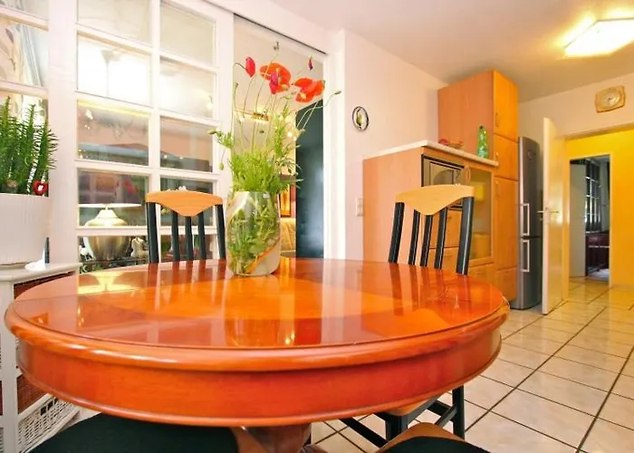 Private Laatzen Проживание в семье